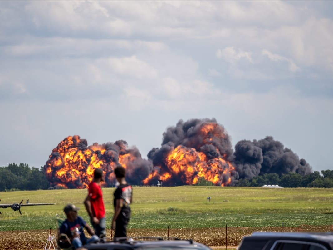 Investigators Begin Probe Into Thunder Over Michigan Air Show Crash