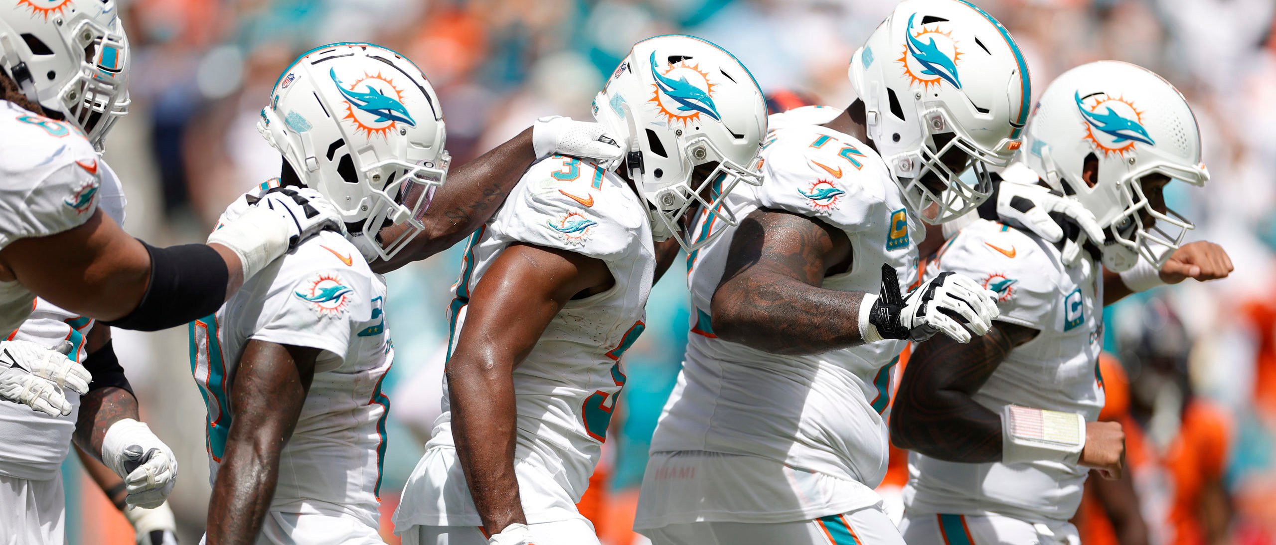 Dolphins Rout Broncos, Scoring NFL's Most Points Since 1966