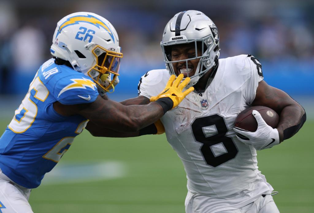 Is Raiders RB Josh Jacobs altering Josh McDaniels' philosophy? - ESPN - Las  Vegas Raiders Blog- ESPN