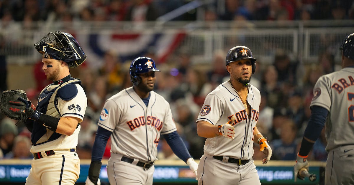 Abreu powers Astros into 7th straight ALCS with 3-2 victory over Twins