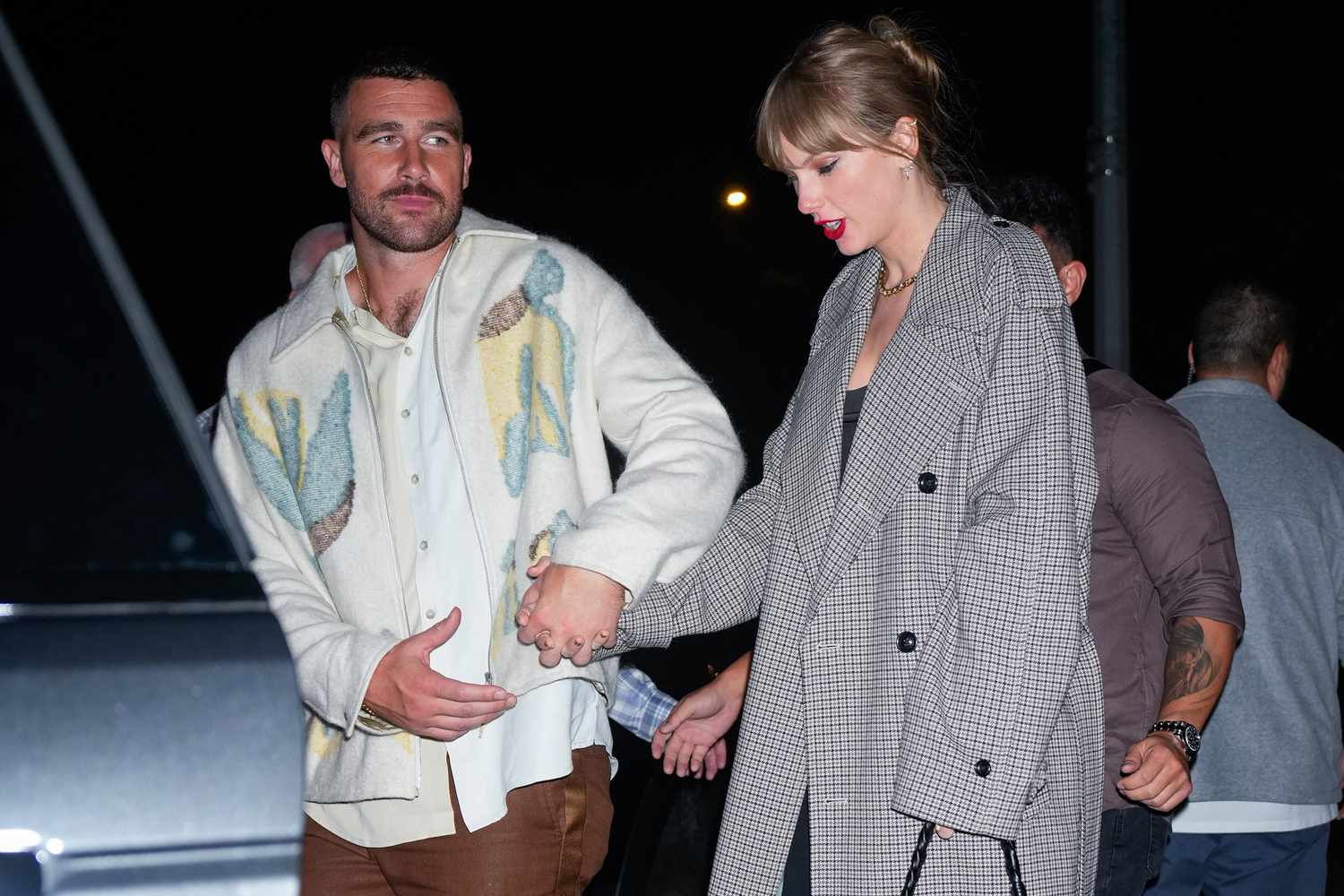 Taylor Swift and Travis Kelce enjoy romantic night in NYC following 'The  Eras Tour' major box office success