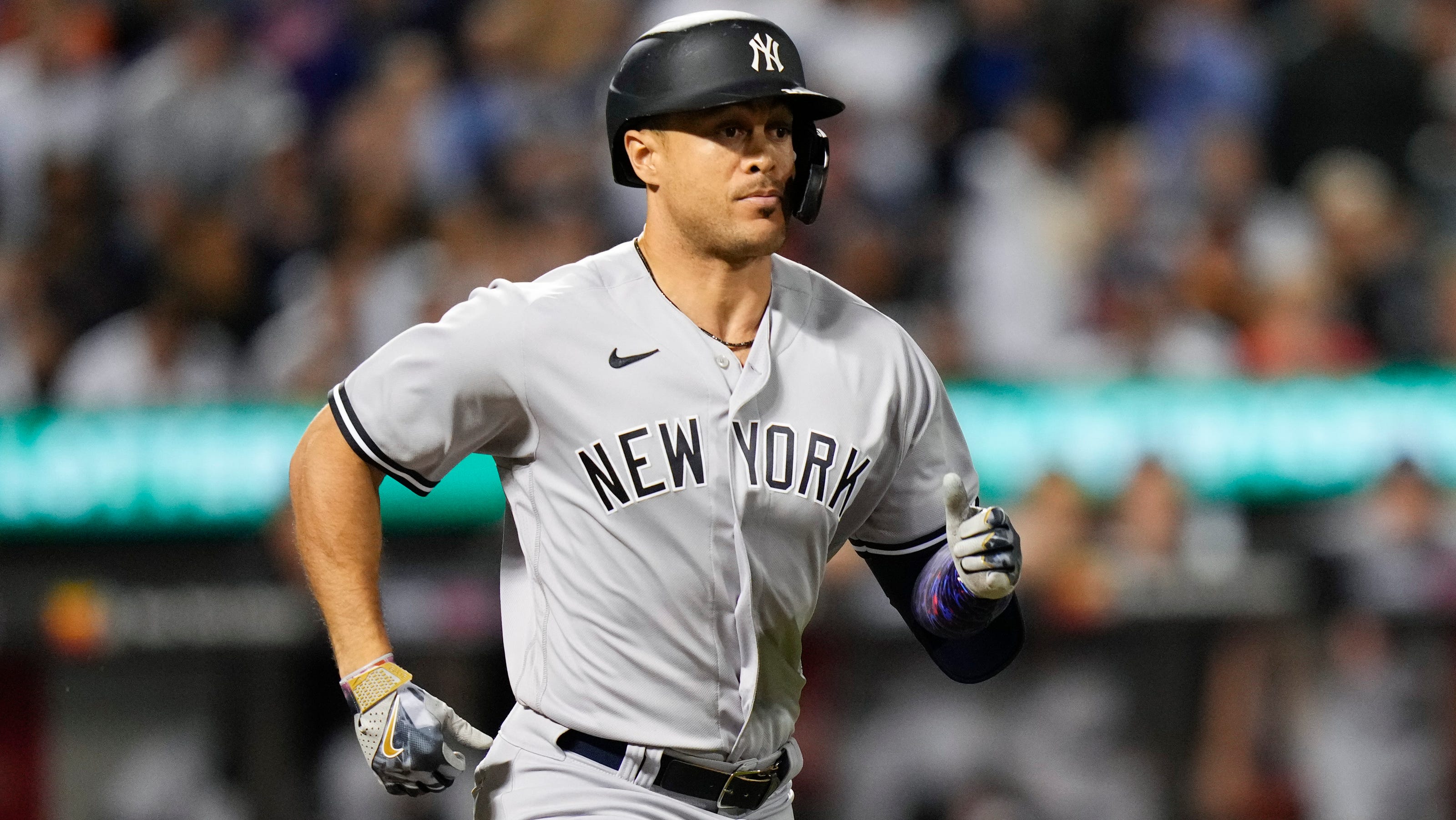 What is the New York Yankees jersey patch? Starr Insurance added as 13th MLB  sponsor