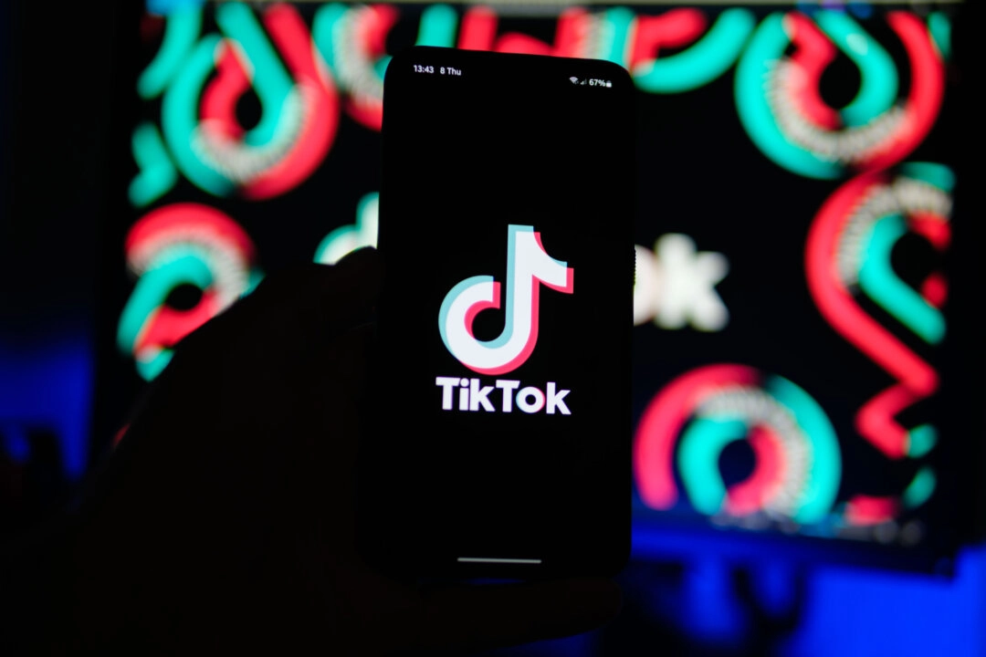 Court to Hear TikTok’s Challenge to Law Forcing Divestment From China