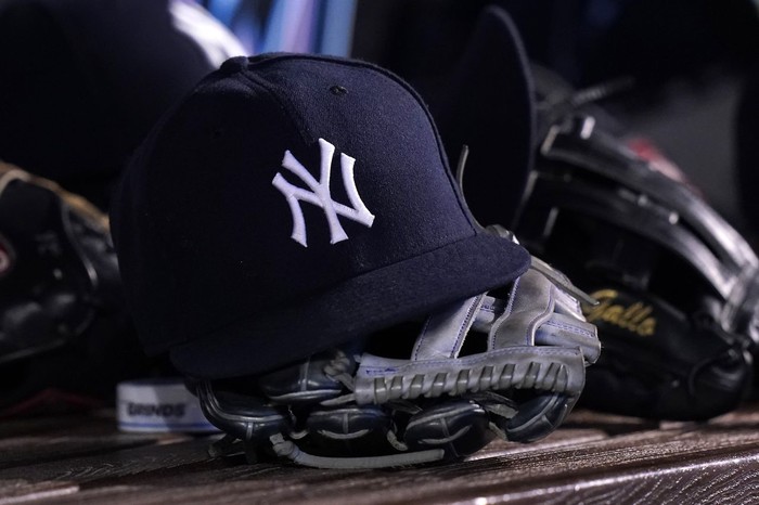 Yankees' top trade deadline target pulled off the market