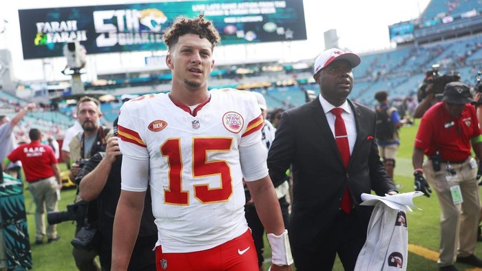 Chiefs and QB Patrick Mahomes will be leaning on new bunch of