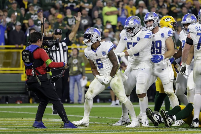 An inside look at a Detroit Lions fan cave - CBS Detroit