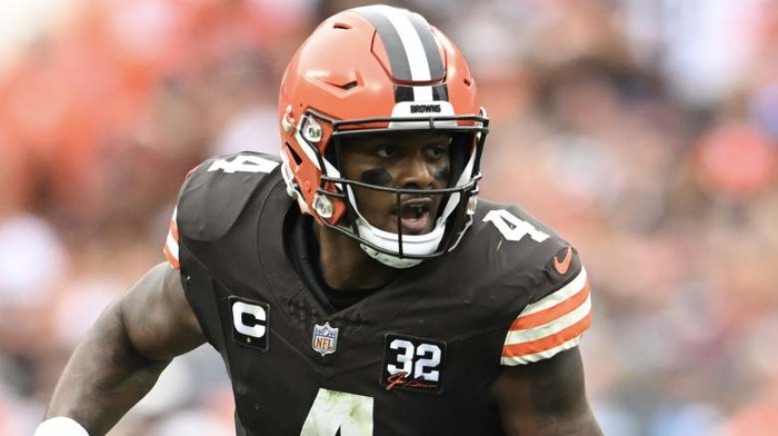 Deshaun Watson faces backlash from fans as Cleveland Browns begin