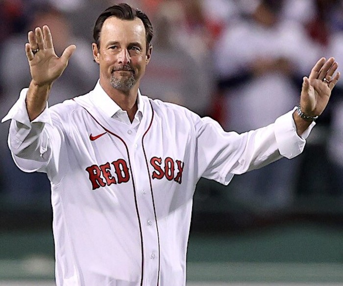 Former Red Sox knuckleballer Tim Wakefield dies at 57