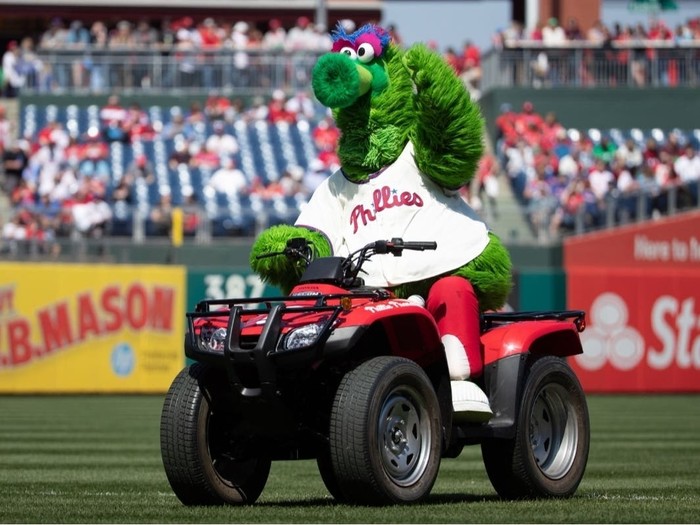 Phillies' bullpen fails late again in 6-5 loss to Diamondbacks, tying the  NLCS at 2-all, National