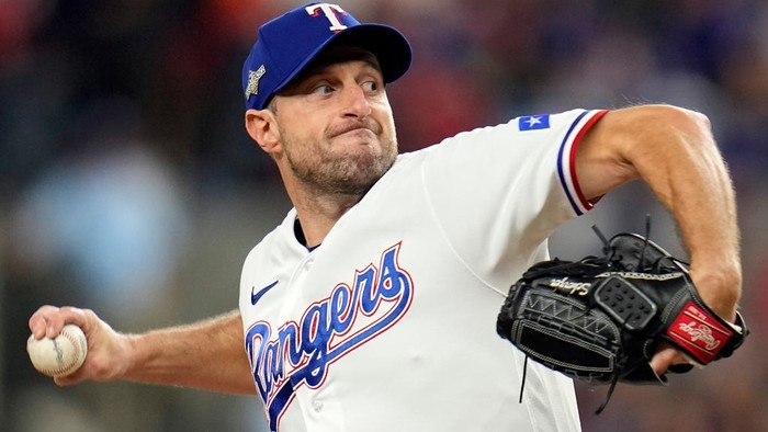 Scherzer roughed up by Astros in return from injury, leaving with