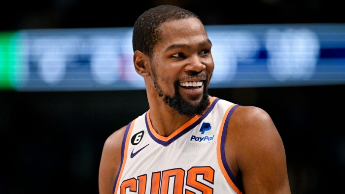 Kevin Durant scratched from Suns' home debut after slipping in