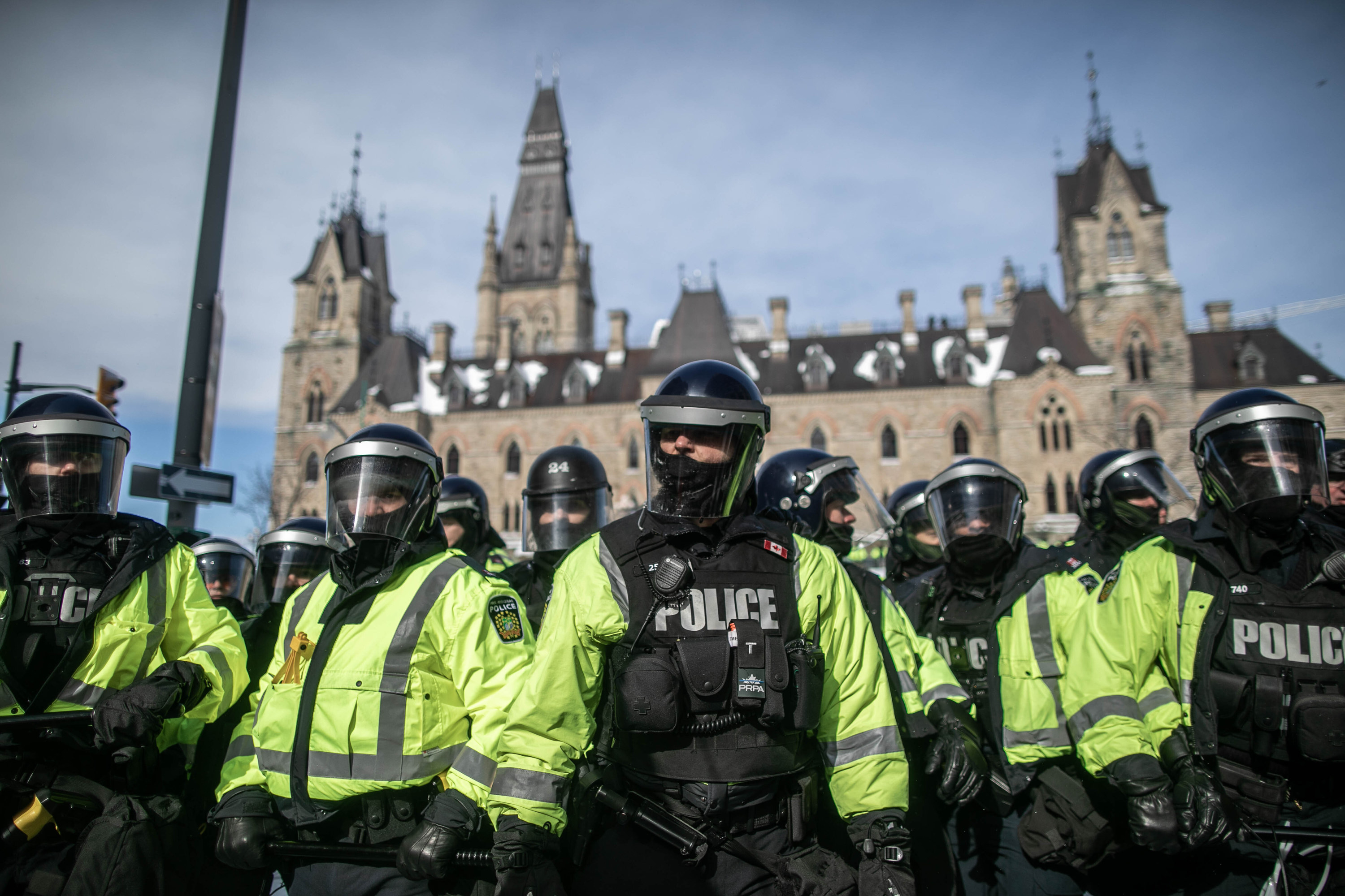 полиция канады